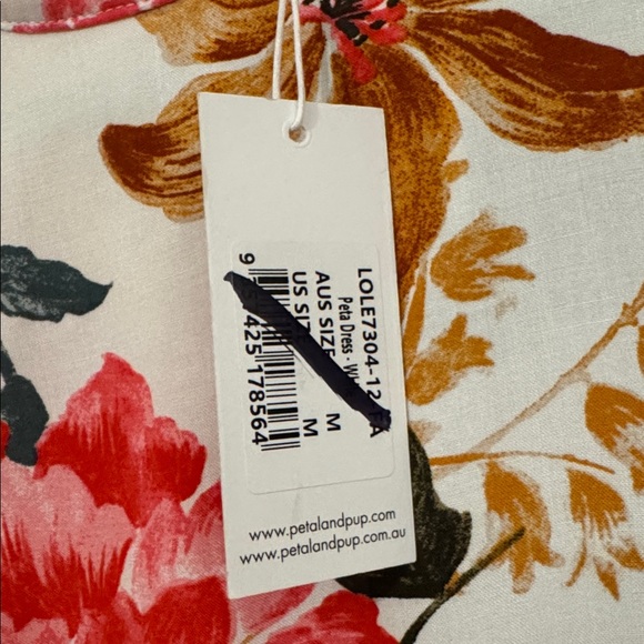 NWOT- Petal & Pup Peta Floral Print Tiered Dress, White, Medium - Picture 12 of 12